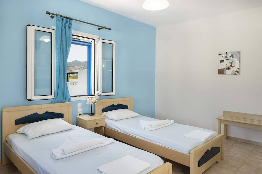 Apartamento entero, Apartamento estudio 'Studios Ninemia Serifos 4' con vistas al mar, Wi-Fi y aire acondicionado. in Livadi, Cícladas