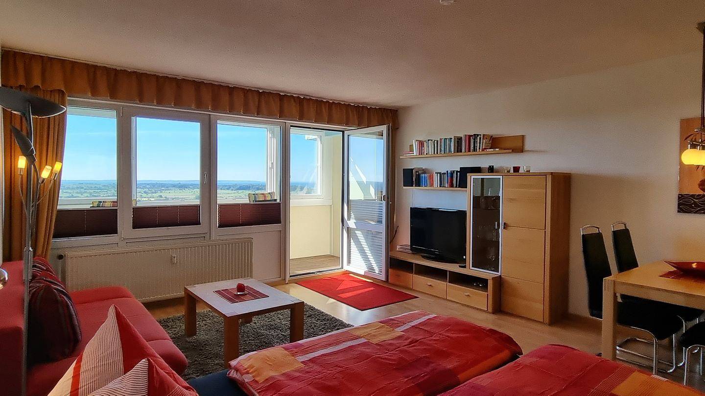 Ganze Wohnung, Ostsee Ferienwohnung Sonne, Strand und Meer mit Weitblick über die Kieler Förde in Holm, Schönberg