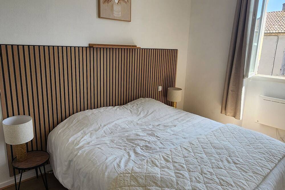 Apartamento entero, Bright 80-square-meter, 3-bedroom apartment in Condom, Gers