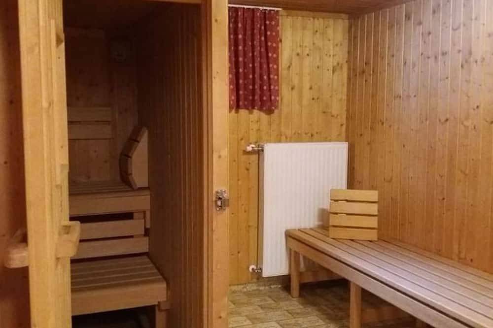 Geheel appartement, Tweepersoonskamer Nr. 5 met douche, Wc - Haus Traudi in Sankt Margarethen im Lungau, Bundesland Salzburg