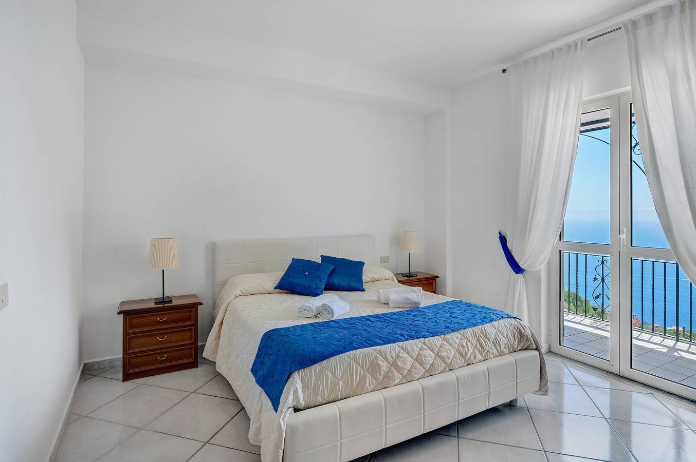 Appartement entier, Appartement 'Appartamento Positano' avec vue sur mer, Wi-Fi et climatisation in Province de Naples