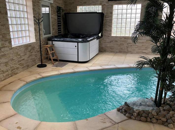 Location de vacances pour 8 personnes, avec Jacuzzi et Terrasse ainsi que Jardin et Bassin pour enfant dans Villemeux-sur-Eure