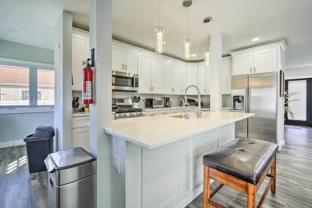 Long Branch Getaway: Grill, 1 Block to Beach! in Long Branch, Monmouth County