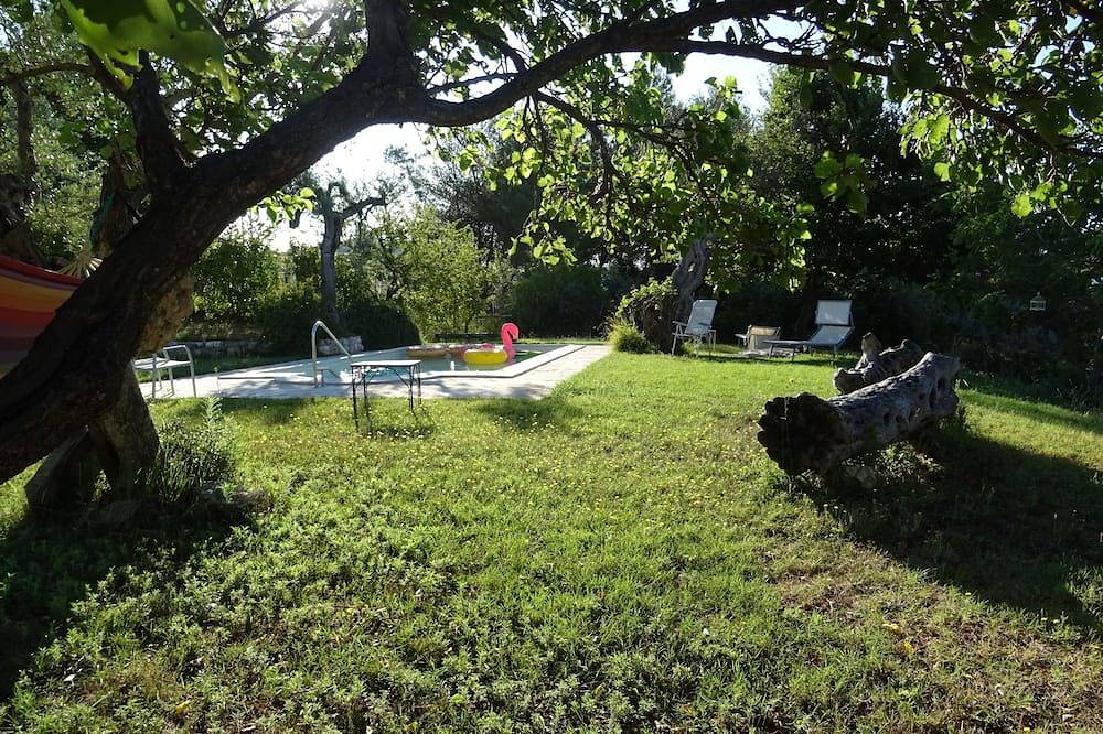 Villa con piscina in Sabina in Poggio Mirteto, Terminillo