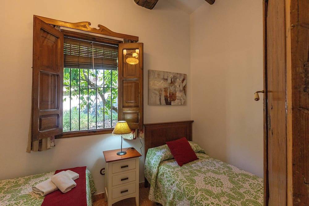 Landhaus, Familien, Paare ... Naturpark der Subbetica-Sägen in Rute, Sierras Subbéticas