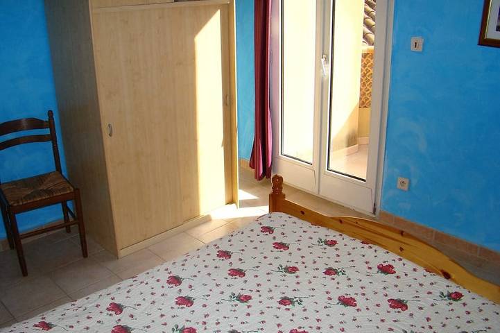 Location de vacances pour 5 personnes, avec piscine et balcon à Mormoiron - 2