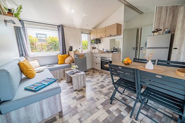 Mobil home pour 6 personnes, avec jacuzzi ainsi que sauna et bassin pour enfant à Brem-sur-Mer - 4