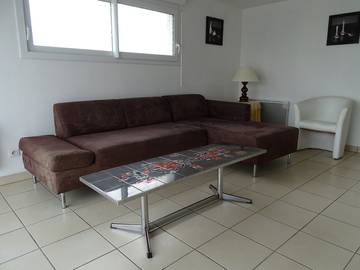 Gîte pour 4 personnes, avec jardin et terrasse à Plomodiern