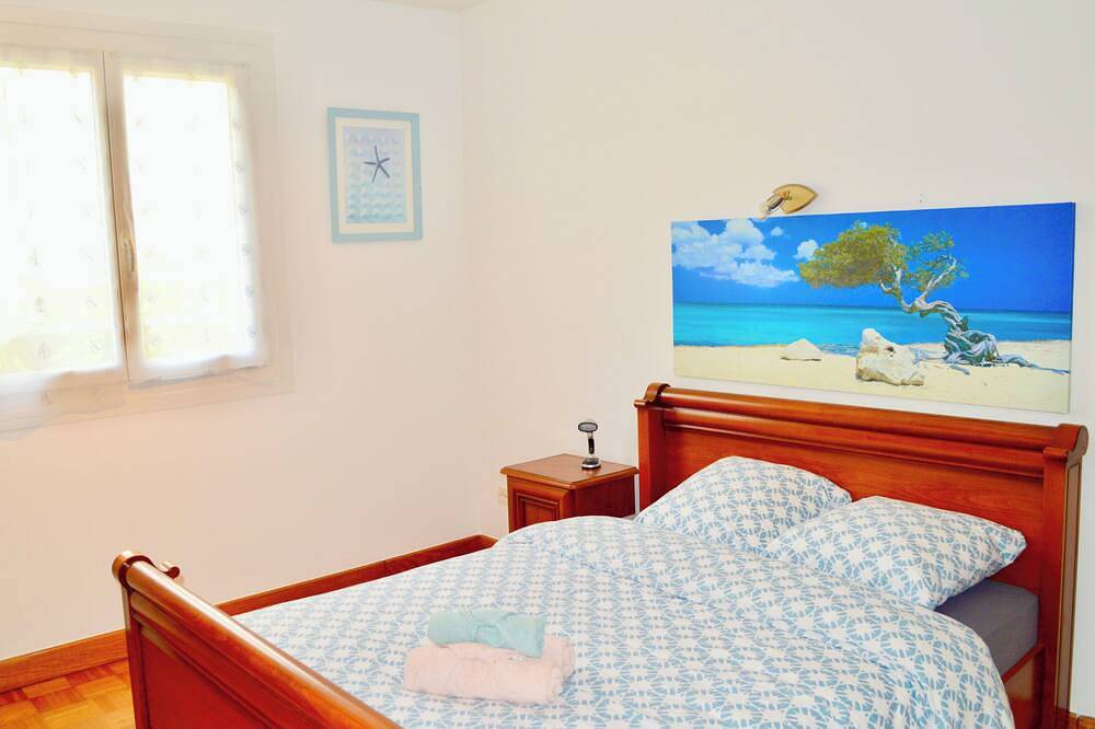 Garden House 3bedrooms, parkingfree, wifi, 15minlr in Nieul-sur-Mer, La Rochelle region