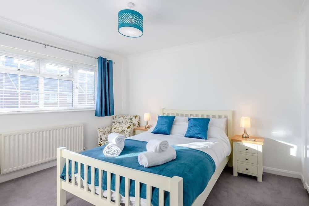 4 Bed in Brockenhurst in Brockenhurst, Hampshire
