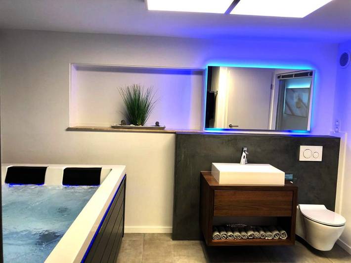 Ferienwohnung für 2 Personen, mit Whirlpool und Terrasse sowie Garten und Sauna in Neubulach - 2