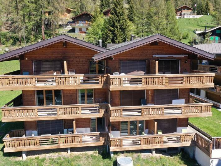 Ferienwohnung für 8 Personen, mit Balkon und Garten sowie Sauna in Bellwald