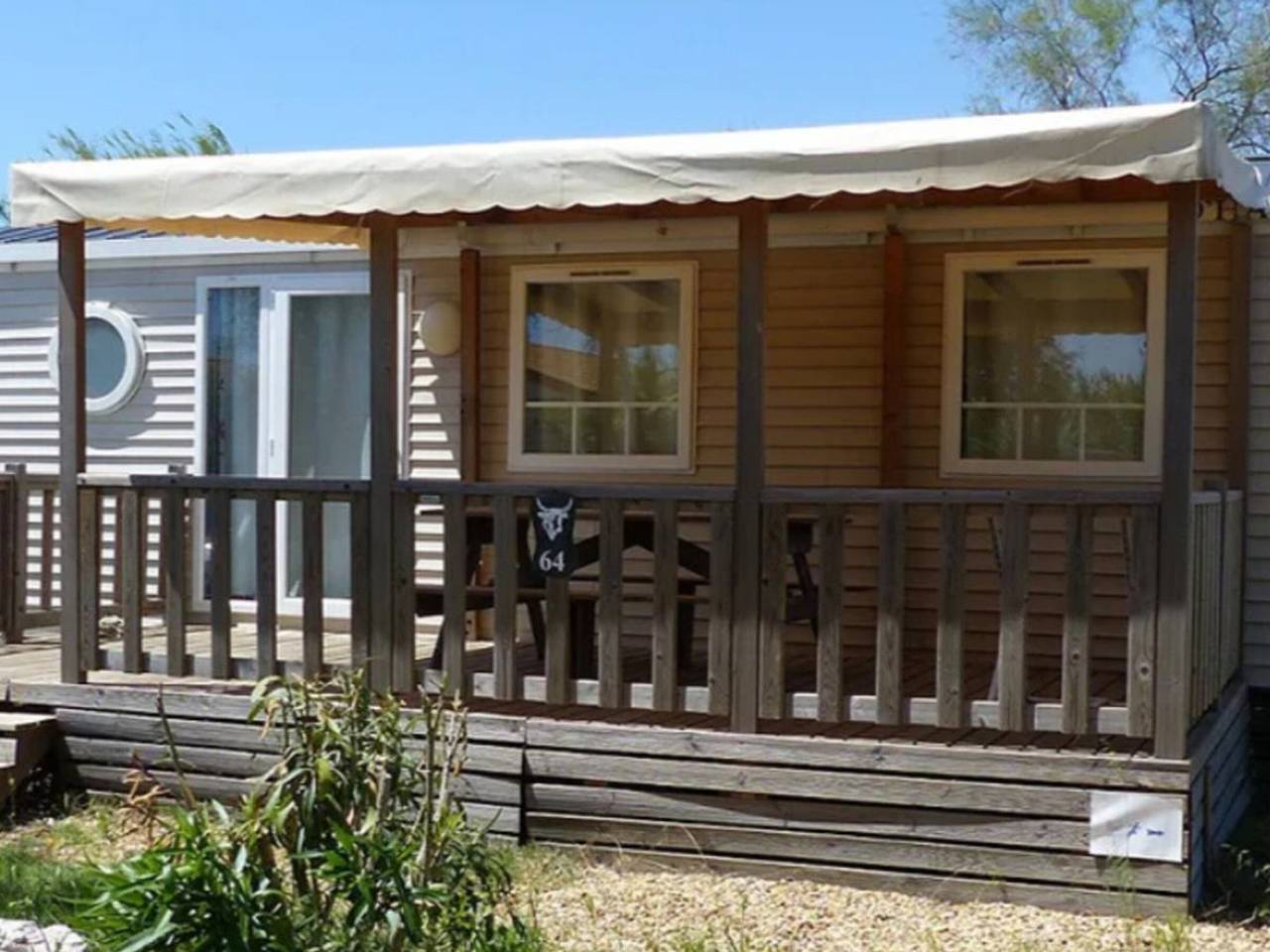 Spacious mobile home - 6 guests in Lattes, Côte d'Améthyste