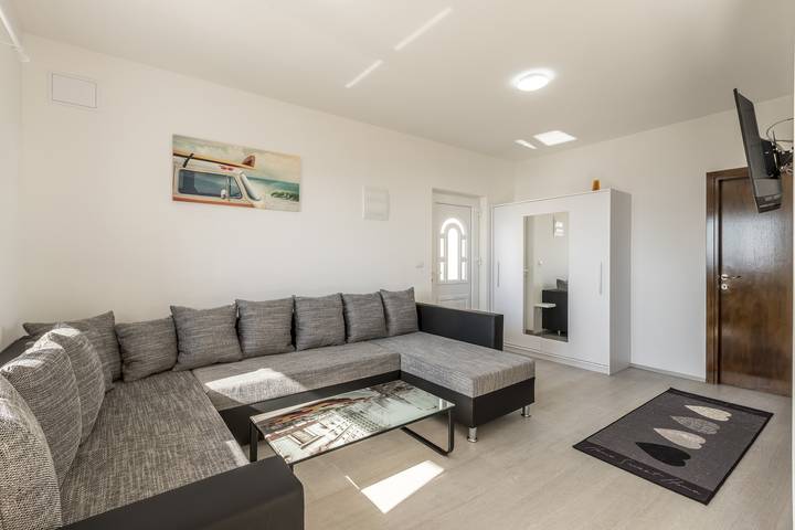 Ferienhaus für 7 Personen, mit Pool und Garten in Podstrana - 3