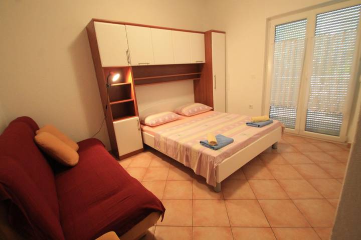 Appartement de vacances entier, Ferienwohnung Marjetka(Eg  bis 9) in Palit, Rab