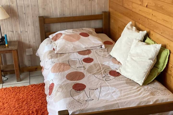 Gîte pour 6 personnes, avec jardin et balcon à Thollon-les-Mémises - 4