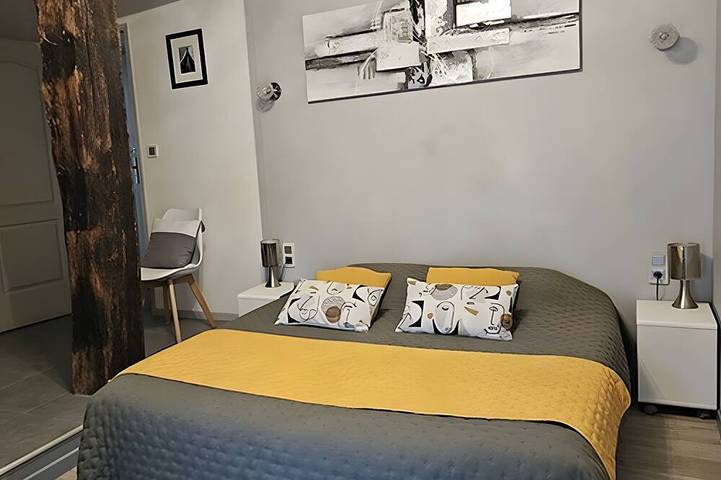 Chambre d’hôte pour 5 personnes, avec jardin et piscine