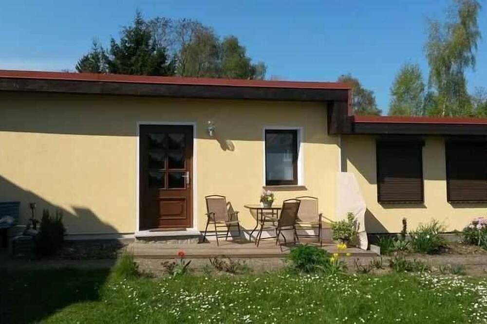 Entire apartment, Vacation apartment Oskar Dh-42986 - Holiday accommodation at the dune Dh-42986 in Lubmin, Western Pomerania