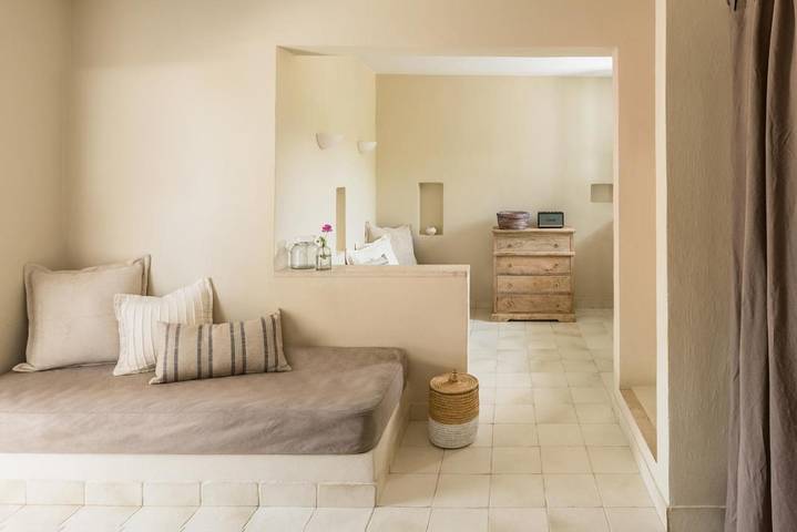 Location de vacances pour 2 personnes, avec piscine ainsi que jardin et vue dans Platis Gialos Sifnos - 4