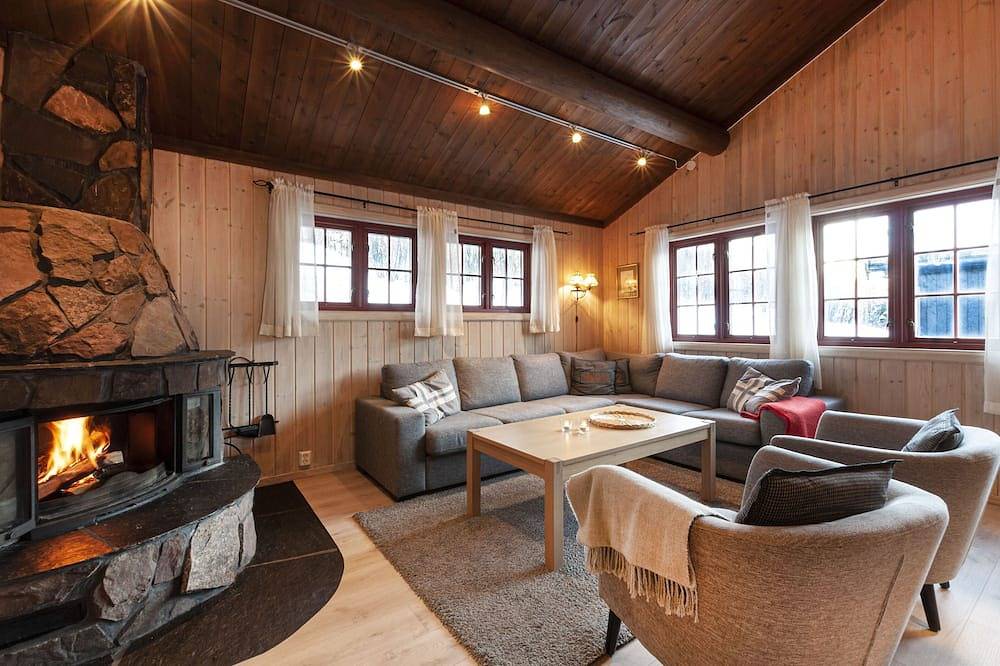 Hafjell - Fantastic and cozy cabin - Sauna, Wifi, 10 bedspaces in Hafjell, Øyer
