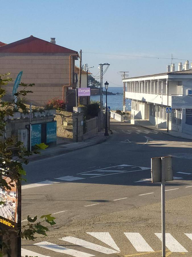 Patos Beach House in Nigrán, Rias Baixas
