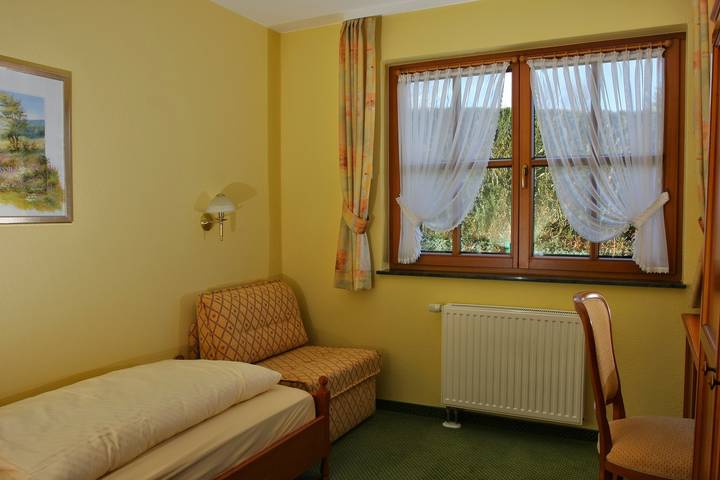 Ferienwohnung für 3 Personen, mit Ausblick und Garten sowie Sauna in Sorge - 3