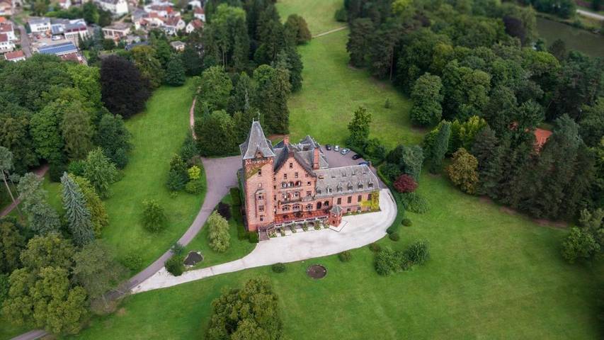 Hôtel pour 3 personnes, avec Terrasse ainsi que Jardin et Vue à Mettlach