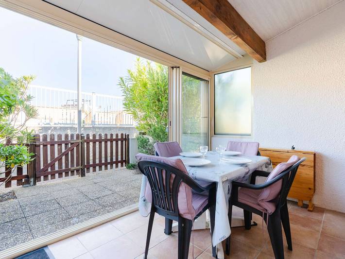 Ferienhaus mit Meerblick für 4 Personen, mit Pool