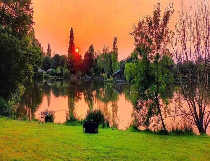 Casa de vacaciones para 6 personas, con jardín además de vistas al lago y vistas - 1