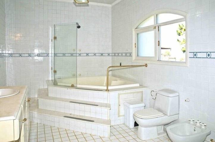 Hotel für 50 Personen, mit Garten und Whirlpool sowie Sauna - 1