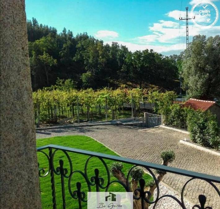 Location de vacances pour 11 personnes, avec vue ainsi que jardin et piscine dans Pinheiro - 4