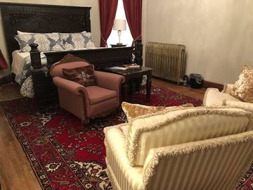 Bed And Breakfast for 2 Guests in St. Joseph, Missouri, Picture 2