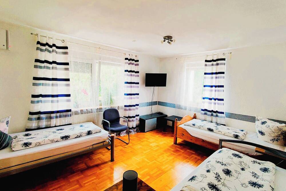 Ganze Wohnung, Ferienwohnung \"Sonnendeck\" in Laupheim, Landkreis Biberach