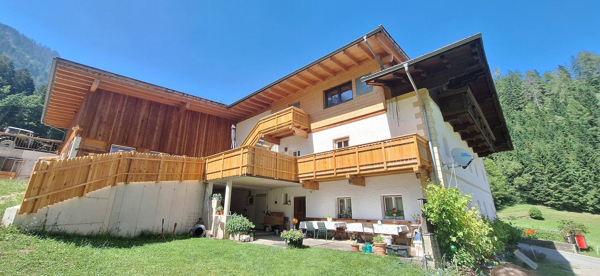 Ganze Ferienwohnung, Appartment rustikal in Villgratner Berge, Leisach