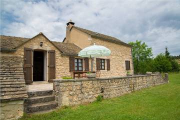 Gîte pour 6 Personnes dans Mas-Saint-Chély, Massif central, Photo 1