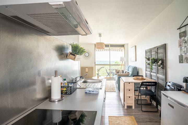 Apartamento entero, Apartamento de vacaciones para 4 personas con balcón in Montrichard, Región de Blois