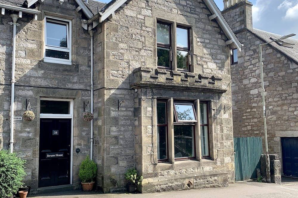 Holiday Rental for 4 People in Pitlochry, Perthshire