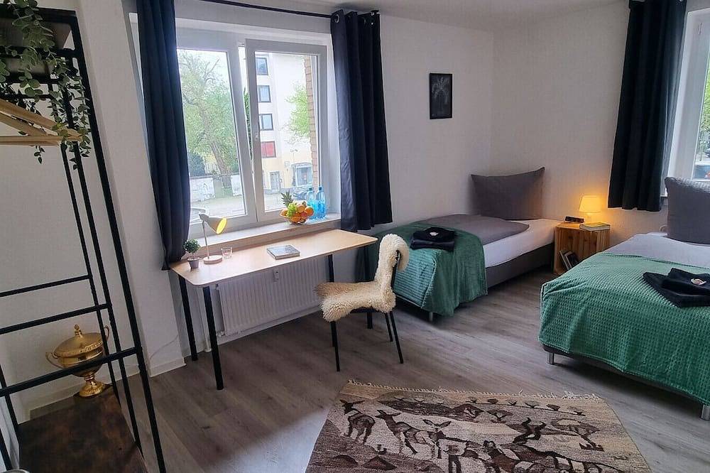 Ganze Wohnung, 2-Bedroom Apartment in the Heart of Hannover in Hannover Mitte, Hannover