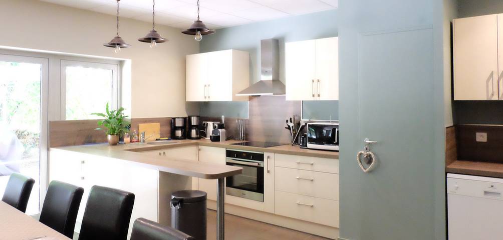 Gîte pour 10 personnes, avec piscine et terrasse ainsi que sauna et jardin en Bourgogne-Franche-Comté - 4