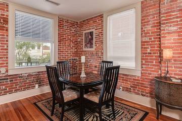 Loft for 2 Guests in Hendersonville, Blue Ridge Mountains, Picture 1