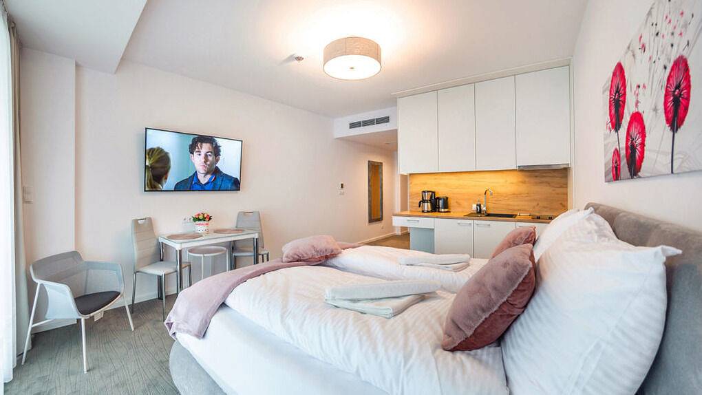 Hel semesterlägenhet, Sun&Snow Seaside Apartments - Apartament 212 mit Meerblick in Kołobrzeg, Polish Baltic Sea