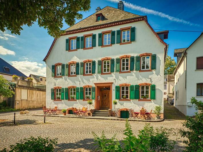 Ferienwohnung für 3 Personen, mit Garten und Seeblick an der Mosel
