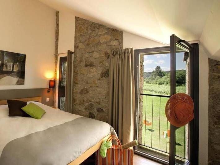 Gîte pour 10 personnes à Chambonas