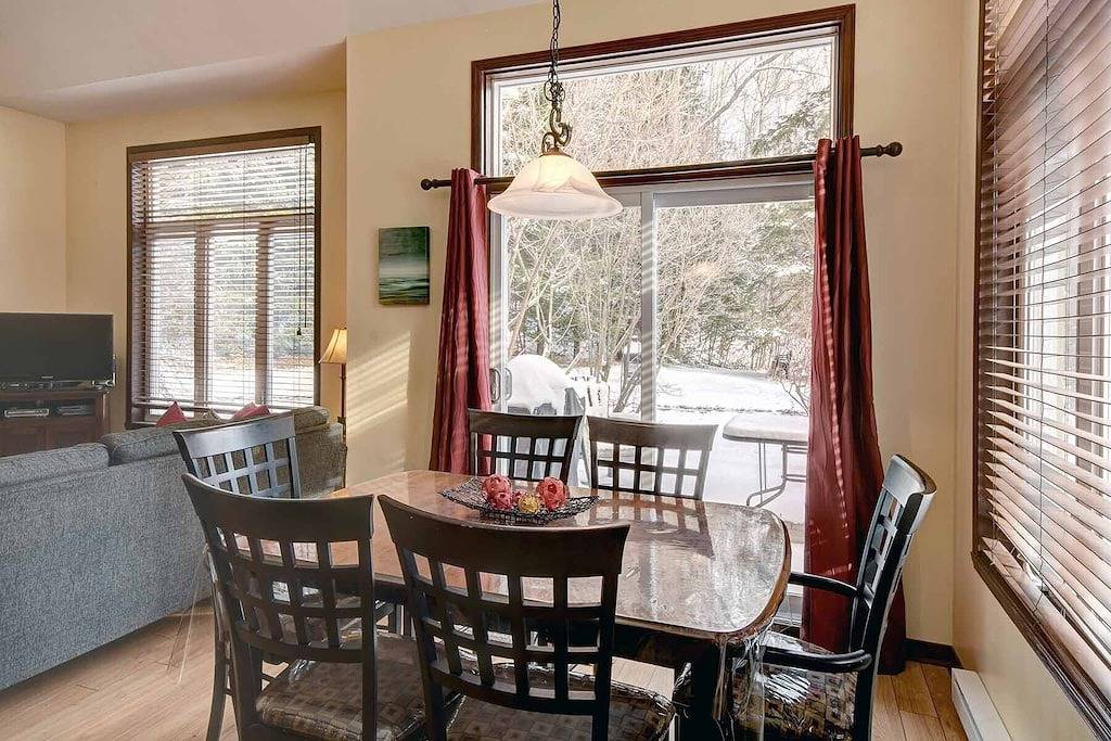 Hervorragendes Haus am Golfplatz mit 3 Bdrm 2 Bad in Mont-Tremblant