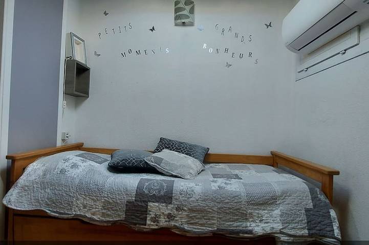 Duplex Air-conditioned 3***, 6 pers, Swimming pool, Sea 400m, Bicycles, WiFi, Garden, Terrace. in Saint-Cyprien, Côte d'Améthyste