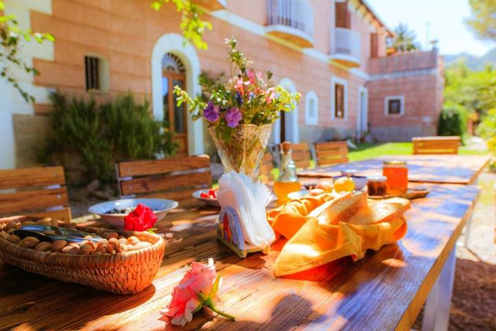 Location de vacances pour 3 personnes, avec jardin ainsi que vue et terrasse à Polizzi Generosa - 4