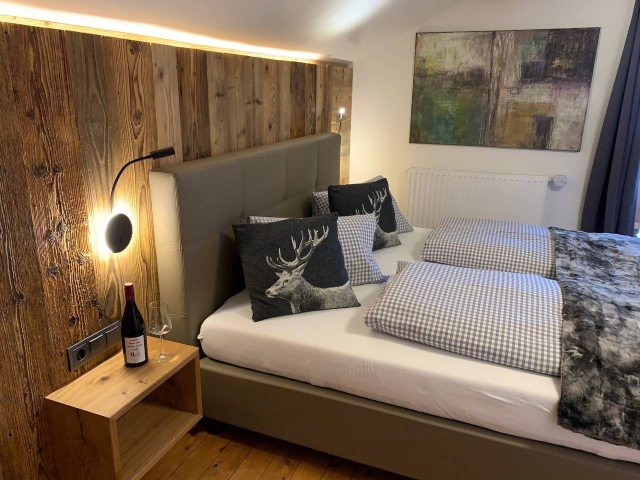 Ganze Ferienwohnung, Apart Hansler "das Meinrad" mit Doppel Infrarotkabine, Balkon, Badewanne, Regendusche in Ehrwald, Ammergauer Alpen (Österreich)
