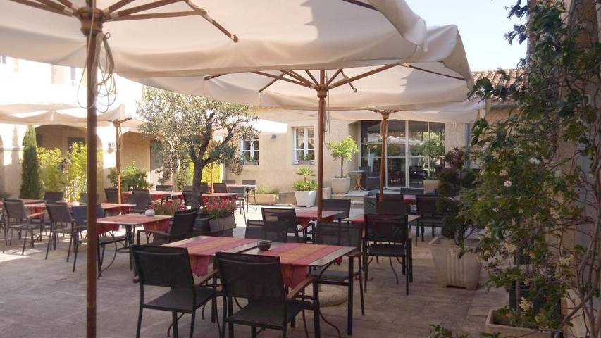 Hôtel pour 2 personnes, avec piscine et terrasse à Les Baux-de-Provence - 4