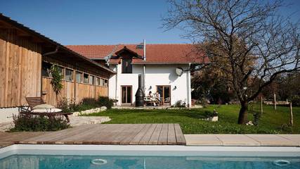 Ferienhaus für 4 Personen, mit Pool und Garten, kinderfreundlich in Oberbayern