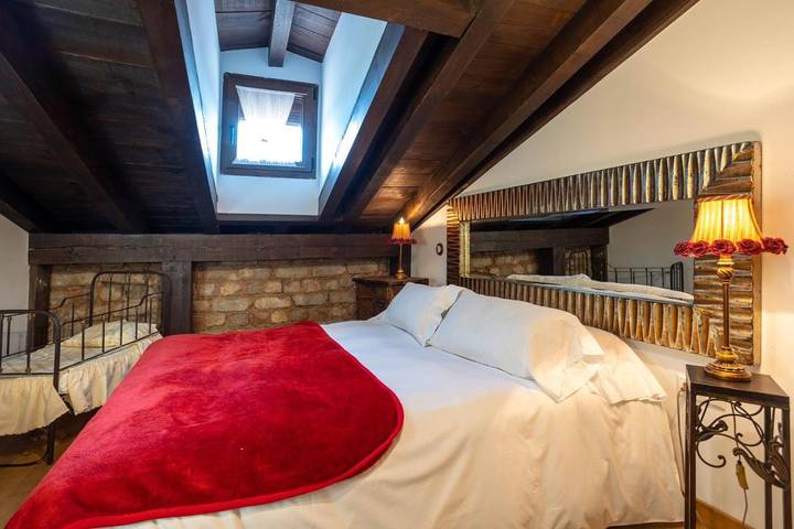 Casa rural para 10 personas, con terraza y jacuzzi en Provincia de Burgos - 4